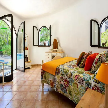Moorish Style Carvoeiro 3 Bedrooms Azure Vista Private Swimming Pool Close To Amenities Algarve *