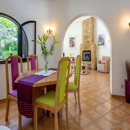 Moorish Style Carvoeiro 3 Bedrooms Azure Vista Private Swimming Pool Close To Amenities Algarve