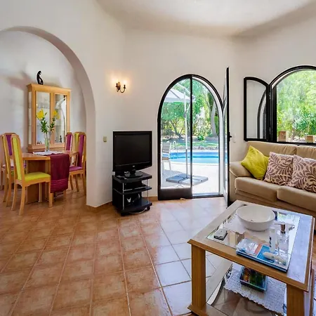 Villa Moorish Style Carvoeiro 3 Bedrooms Azure Vista Private Swimming Pool Close To Amenities Algarve