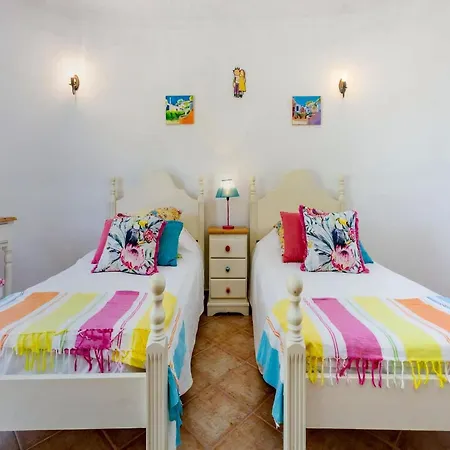 Villa Moorish Style Carvoeiro 3 Bedrooms Azure Vista Private Swimming Pool Close To Amenities Algarve *