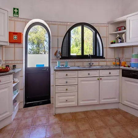 Moorish Style Carvoeiro 3 Bedrooms Azure Vista Private Swimming Pool Close To Amenities Algarve * Carvoeiro (Lagoa)