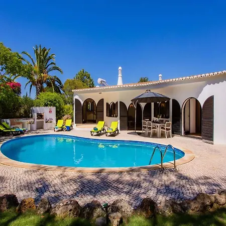 Moorish Style Carvoeiro 3 Bedrooms Azure Vista Private Swimming Pool Close To Amenities Algarve Villa