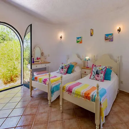 Moorish Style 3 Bedrooms Azure Vista Карвоейру